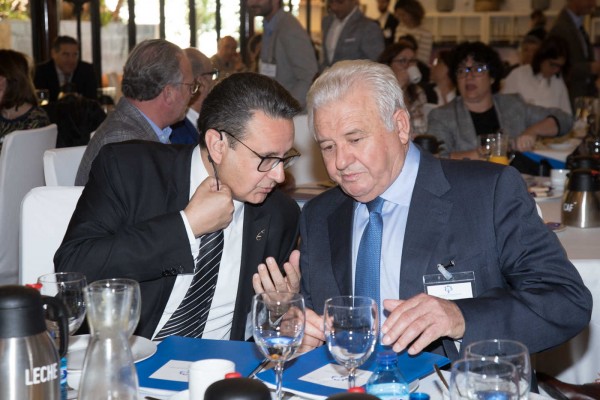 Aefa pide 