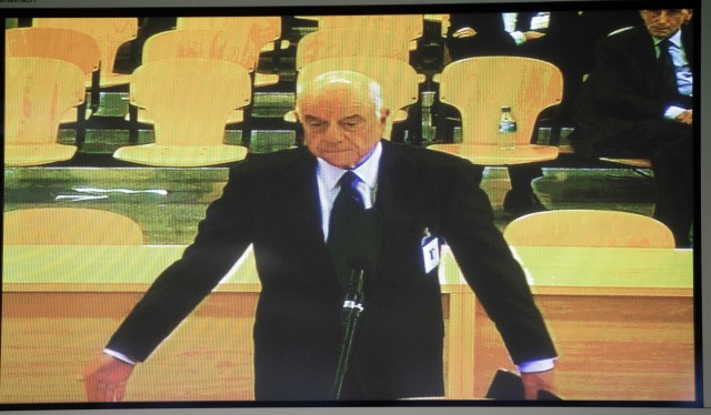 González admite que sugirió a Rato que dimitiera de Bankia y que Guindos asintió ante su propuesta