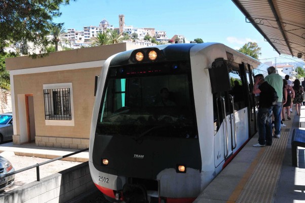 FGV saca a concurso la reconversión de los andenes de la Línea 9 del Tram por 17 millones