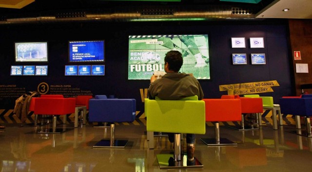 Podemos quiere que las casas de apuestas no abran antes de las 22.00 horas y sin poder publicitarse
