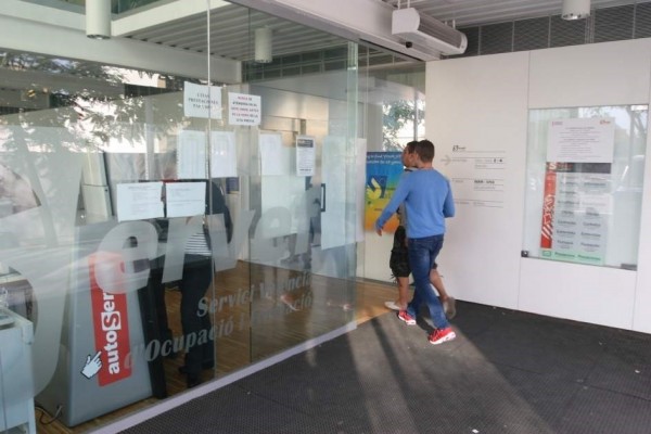 Marzo cierra con 324 parados menos en Castellón y con la bajada de 217 afiliados a la Seguridad Social