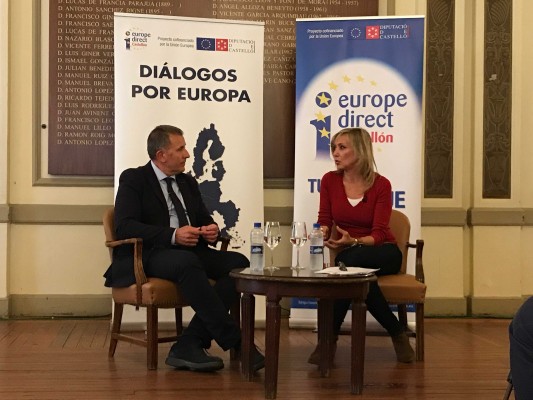 El ciclo  'Diálogos por Europa' cierra con el reto de sacar partido a los recursos comunitarios 