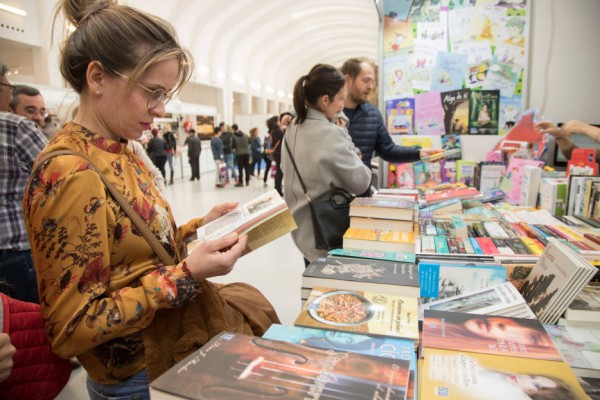 Casa Mediterráneo reúne a escritores de prestigio coincidiendo con la Feria del Libro