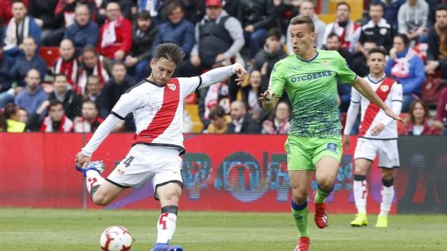 Medrán vuelve al once del Rayo con la llegada de Paco Jémez