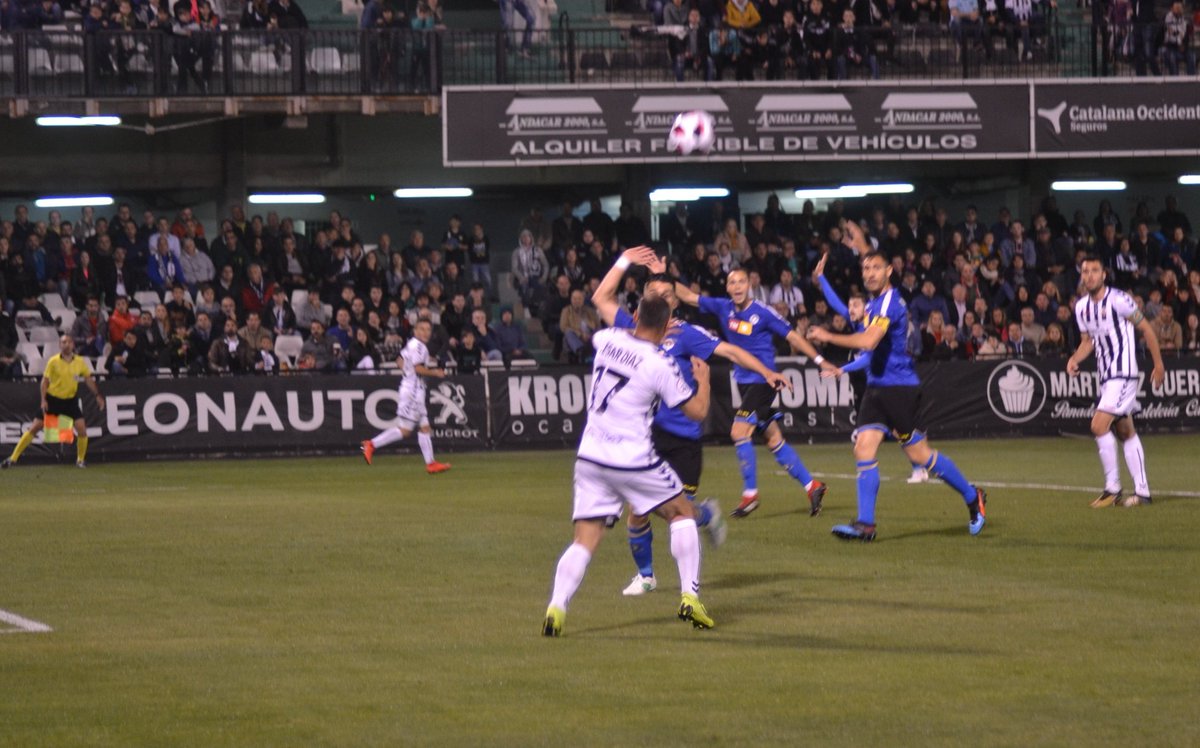 El Hércules frena al Castellón desde el punto de penalti y se lleva el derbi (1-2)