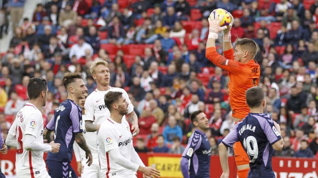 Vaclík, Escudero y Sarabia no estarán para enfrentarse al Valencia
