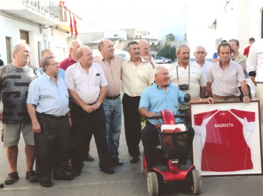 Val per quinze i ratlla, Sagristà