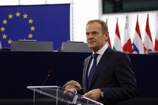 Tusk convoca una cumbre de líderes europeos el 10 de abril tras el tercer rechazo al acuerdo del Brexit