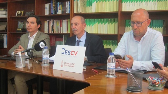 El CES de la Comunitat pide más rapidez en la respuesta a quienes solicitan servicios sociales