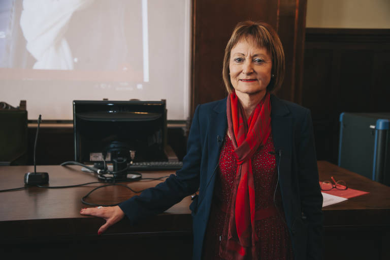 Mestre lamenta que la Comunitat sea la única sin convenio para el personal laboral de universidades