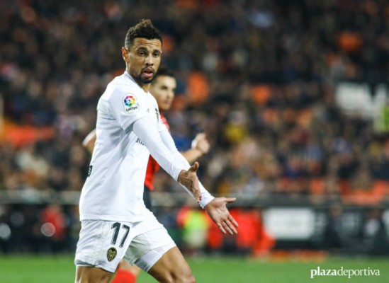 Coquelin sufre una lesión muscular y es duda para el choque ante Sevilla