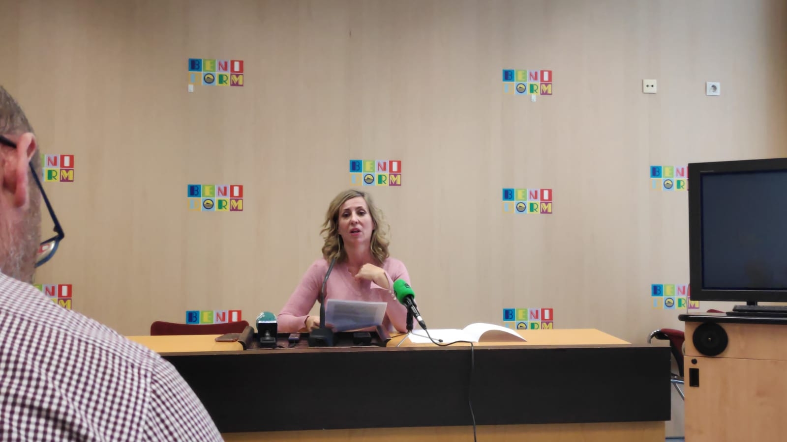 Gema Amor durante su comparecencia - 