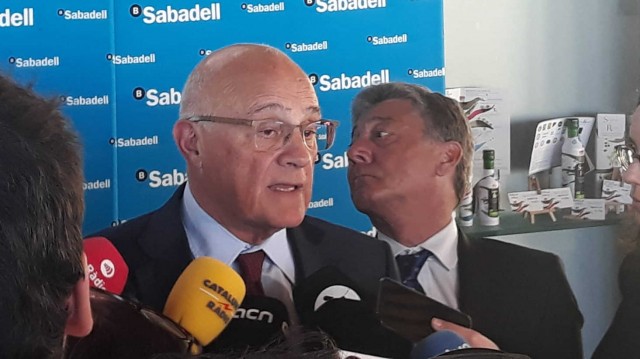 Banco Sabadell prevé reducir su red de oficinas de forma 