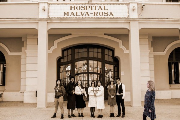 La Ravalera anima a consumir microespectacles amb la 5ª Fira de Teatre Breu