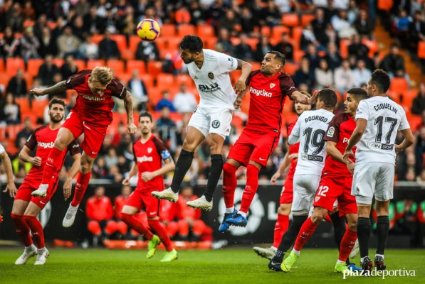 El Valencia ganó en su última visita al Sevilla, tras no lograrlo desde 2004
