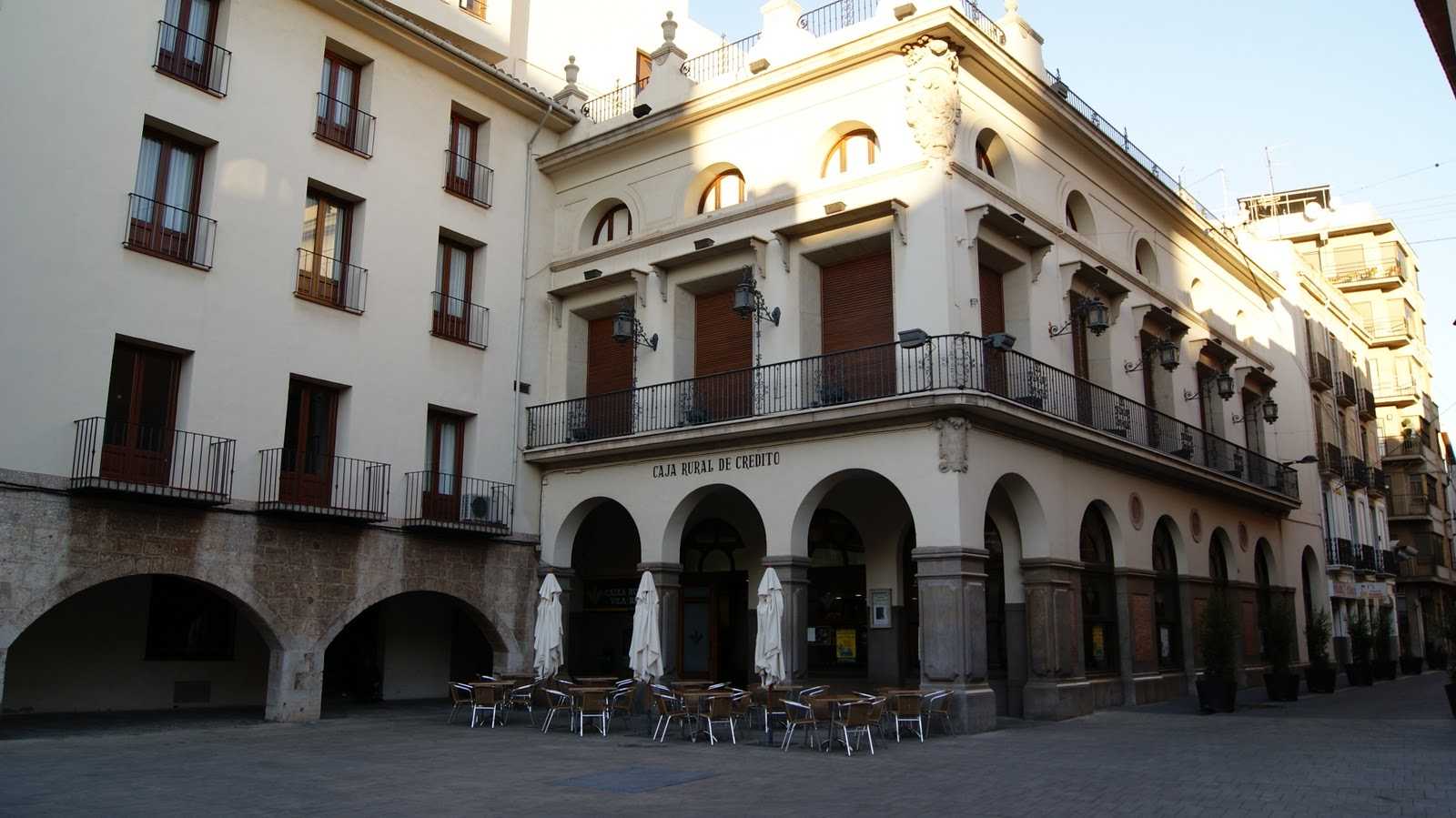 Las cajas rurales de Vila-real, Vilafamés, Vilavella, Nules y Almenara se suman a la Hora del Planeta