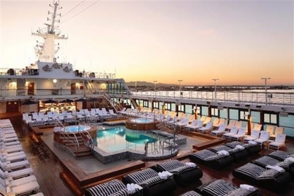 Un crucero que dará la vuelta al mundo en 180 días en 2021 hará escala en Alicante