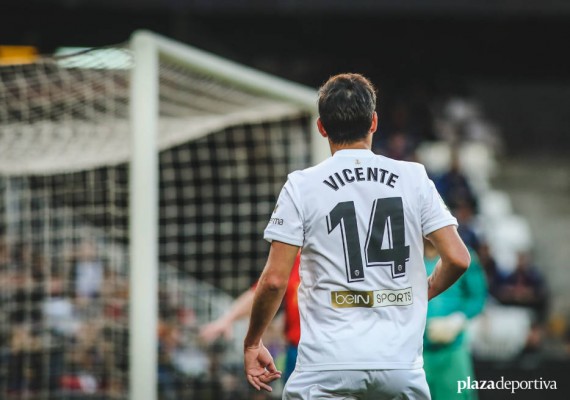 Vicente no cabe en el organigrama fichador de Marcelino