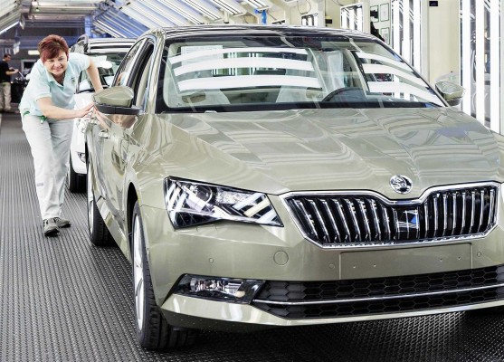 Skoda fabrica 500.000 unidades del actual Superb desde 2015