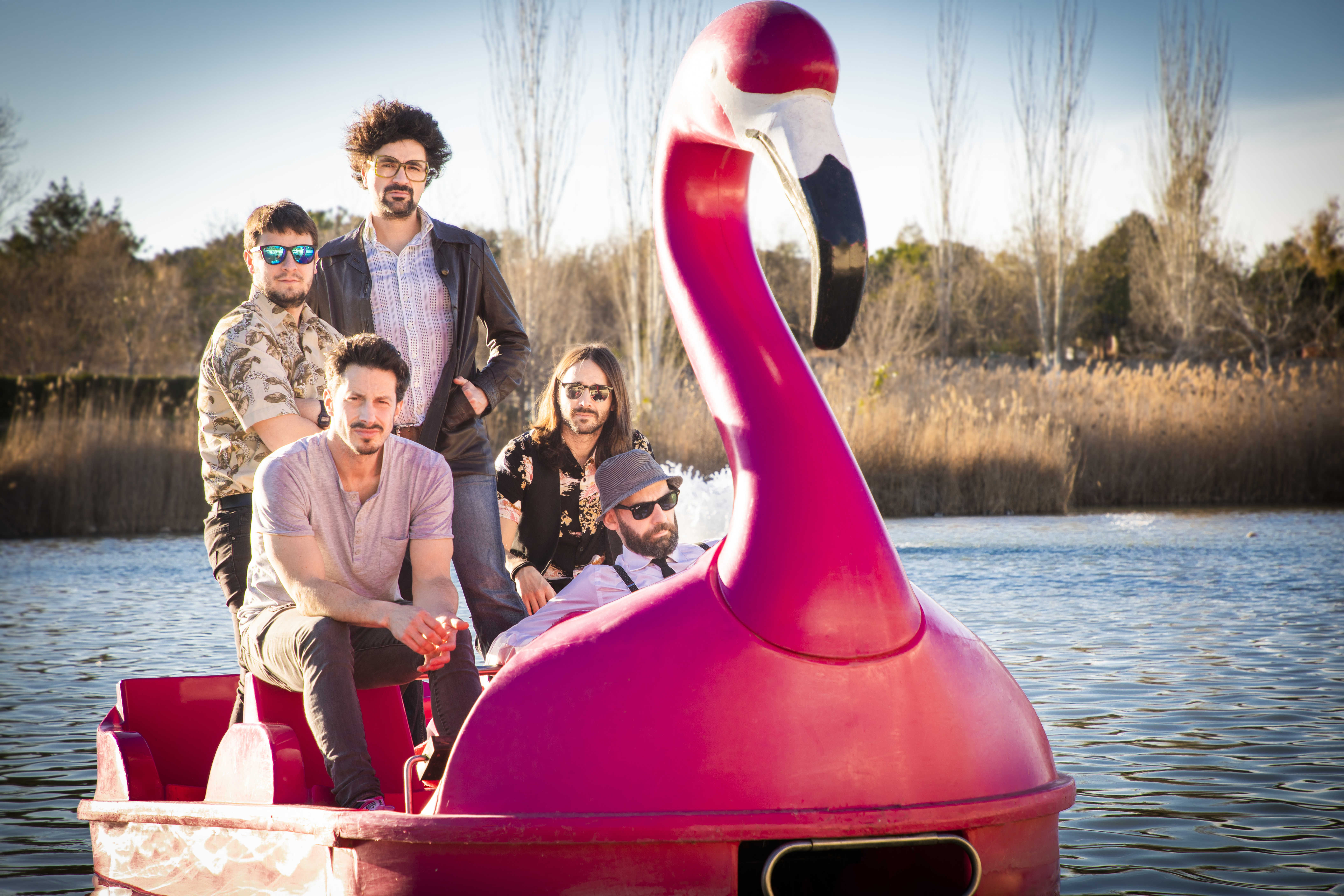 Huracán Romántica estrena su álbum debut, 'Mierda Nueva'