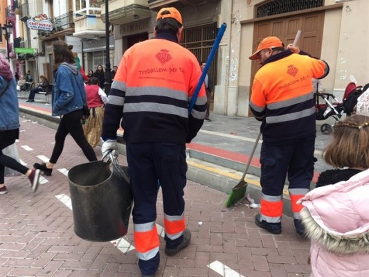 Un total de 112 operarios y 59 vehículos por una ciudad limpia
