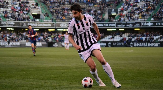 Jairo Cárcaba sigue sin entrenar por sus problemas de pubis, pero quiere forzar para estar ante el Lleida