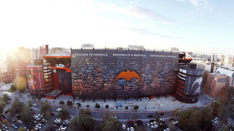 Bankia apoya la venta de Mestalla, aunque no hay 