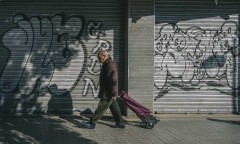 Más de 50.000 personas mayores viven solas en València, con especial incidencia en Algirós y L'Eixample