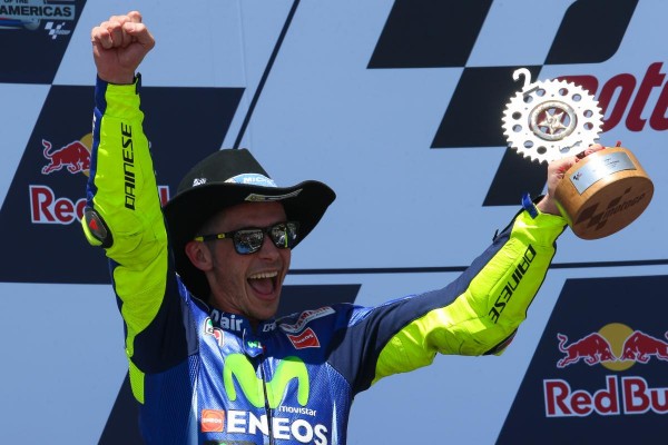 Valentino Rossi recibe el alta médica tres días después de accidente de moto