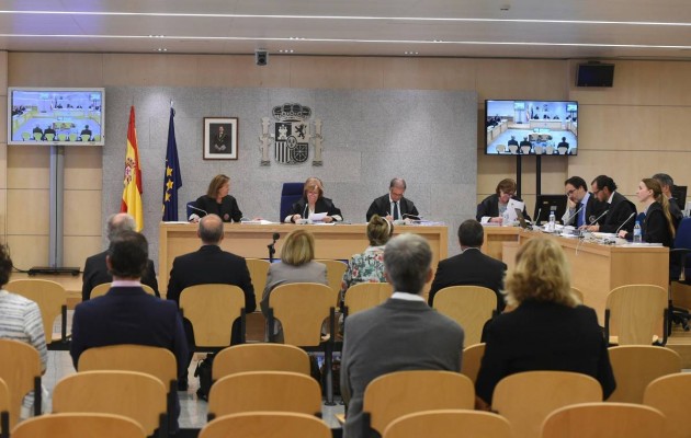 La jueza amplía la acusación a ocho exconsejeros de Bancaja para procesarlos en el 'caso Grand Coral'