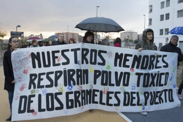 Los vecinos darán la batalla ante el TSJ: recurrirán la sentencia que avala el permiso a los graneles 