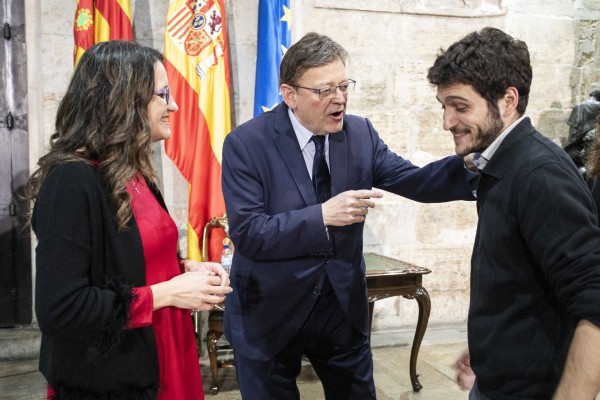 El cuento de la lechera y otras cábalas para un futuro Botànic de 14 consellerias