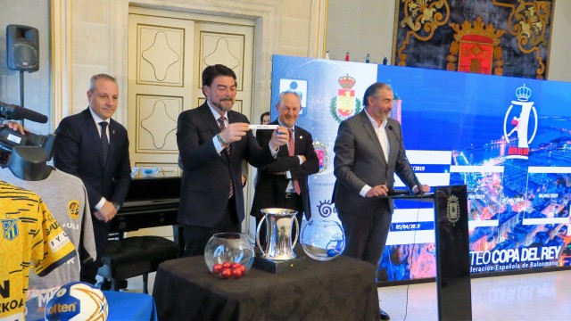 Barcala destaca el potencial de Alicante como sede de eventos deportivos que dinamizan la economía