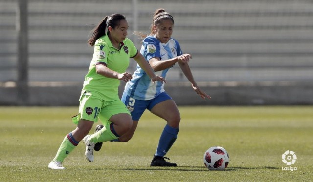 Alharilla prolonga el buen momento del Levante Femenino