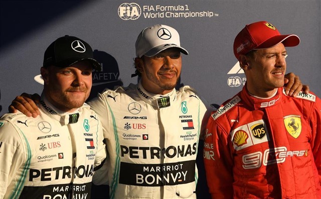 Hamilton da un golpe de autoridad en Australia

