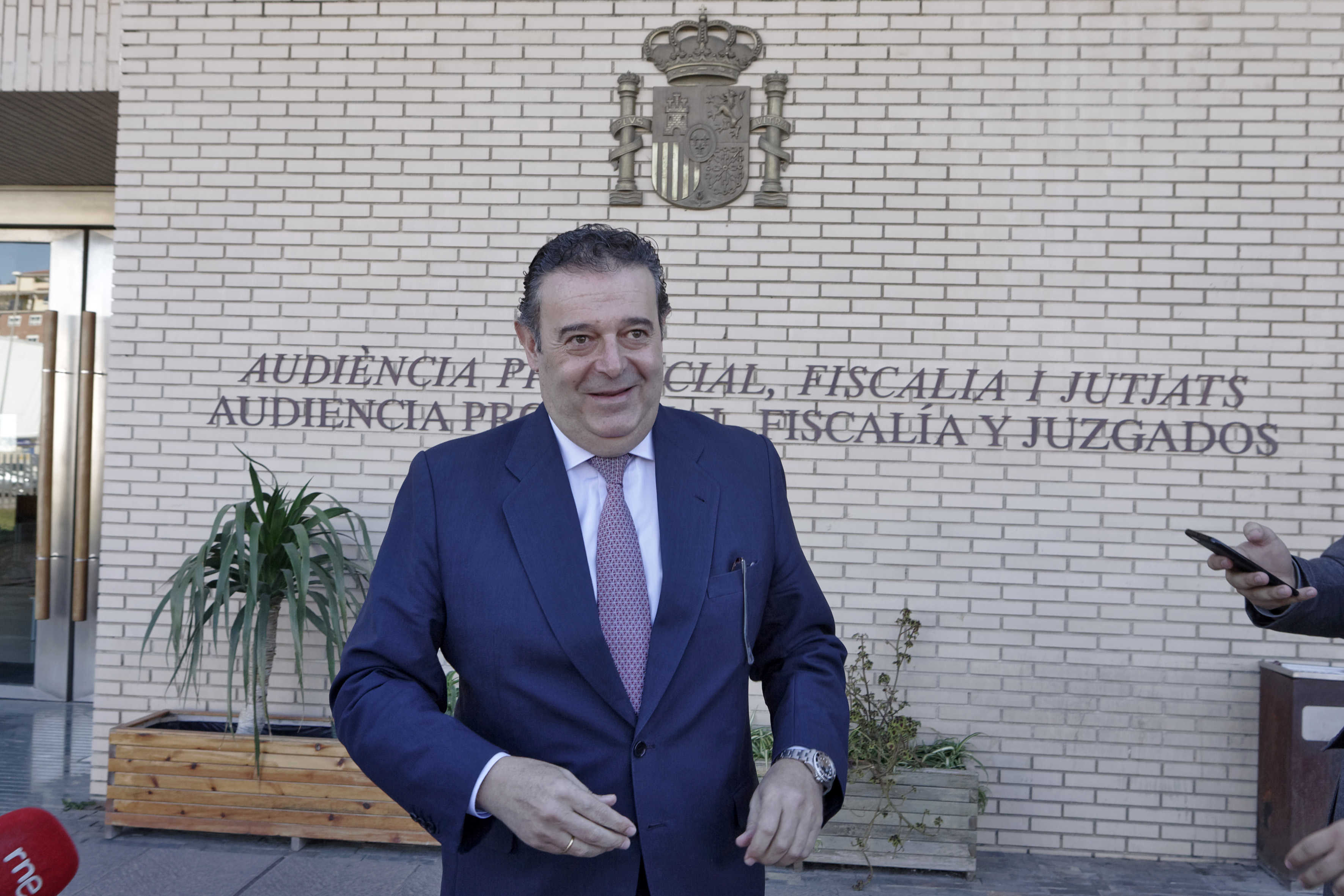 Gerardo Camps enciende el ventilador: apunta a Carlos Fabra en los patrocinios de Aerocas a Debón