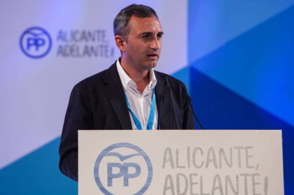César Sánchez encabezará la candidatura del PP al Congreso por Alicante