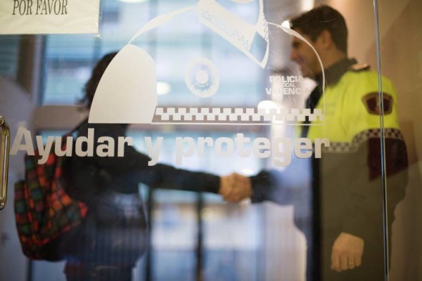 Una nueva app de la Policía Local de València ayudará a víctimas de agresiones