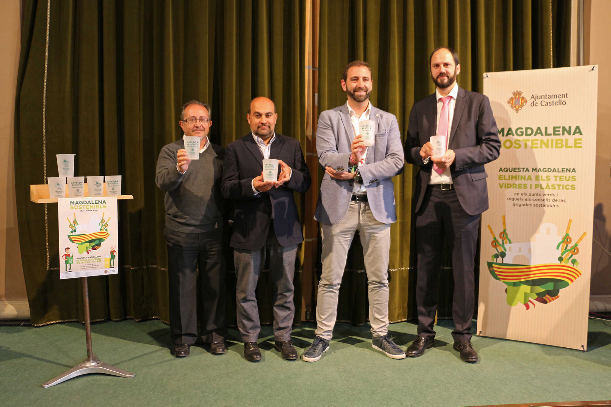Castellón lanza una campaña de sostenibilidad que incluye un vaso reutilizable durante la Magdalena