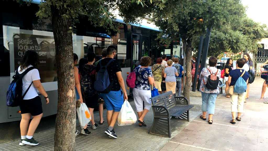 Almassora ofrecerá servicio de autobús 24 horas durante los fines de semana de Magdalena
