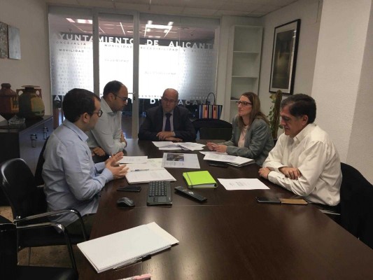 Alicante abre un plazo de 20 días para sugerir propuestas en la peatonalización del Centro