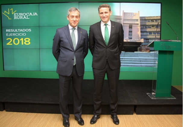 Javier López Martín, presidente, (i.) y Victor Manuel Martín López, director general - 