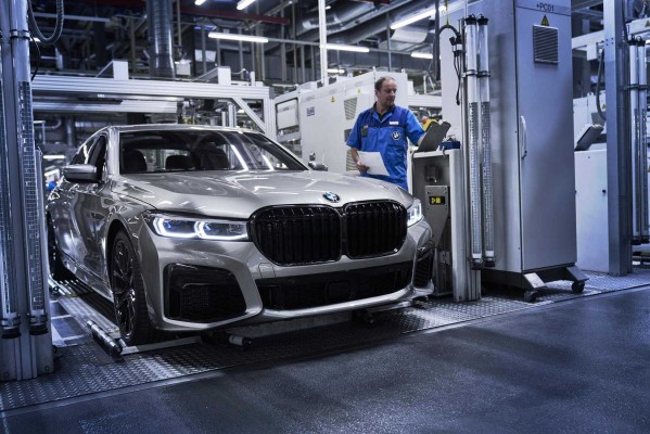 BMW empieza a fabricar el nuevo Serie 7 Sedan