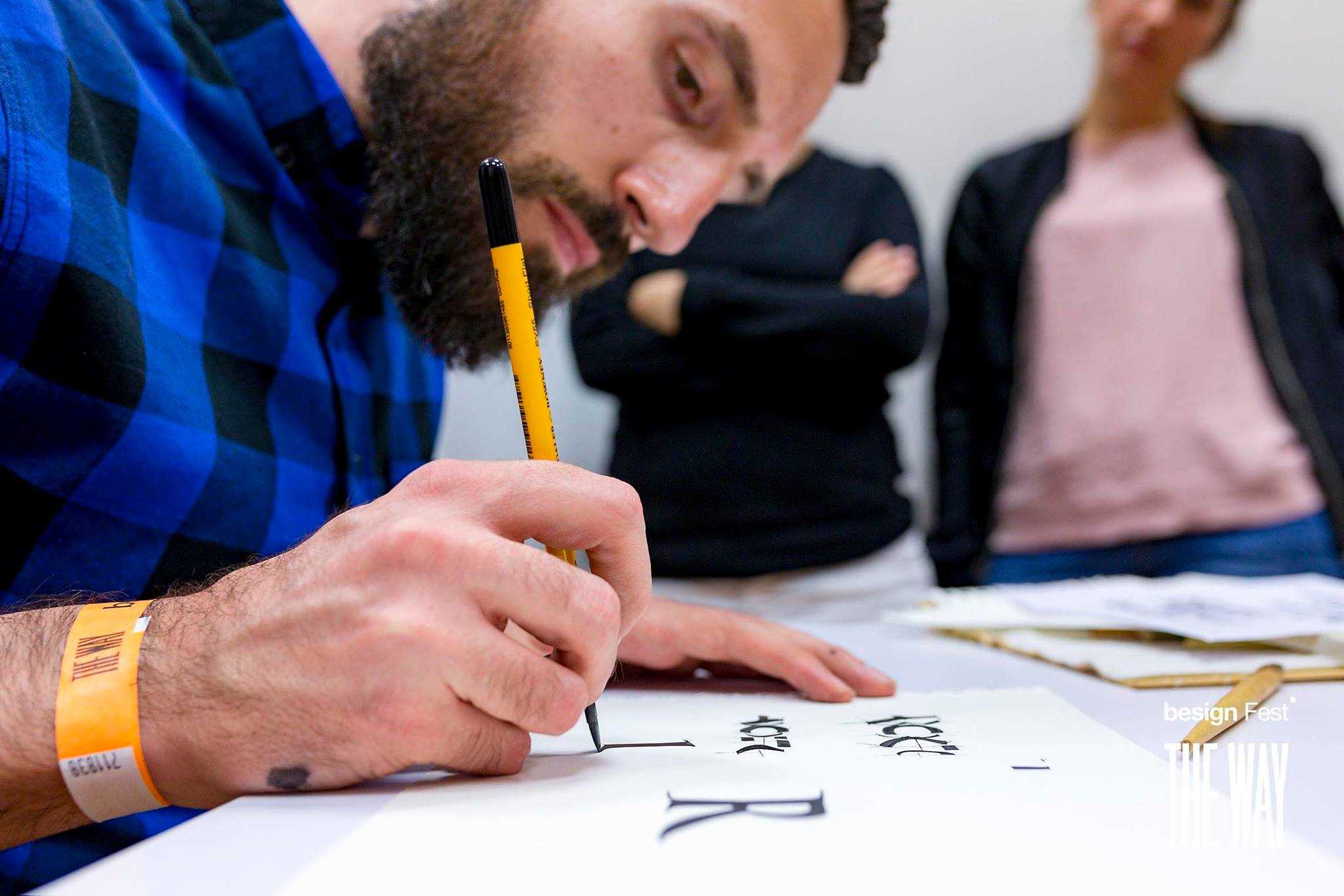 La Exprimidora recupera el Besing Fest y traslada su celebración al Teatre del Raval