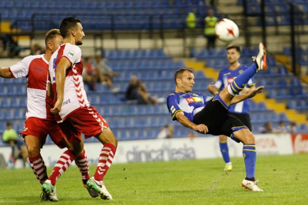 El Hércules mejora el arranque de sus últimas temporadas en Segunda B

