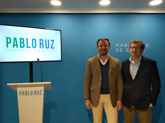 El expresidente de la Semana Santa Javier García Mora, número dos en la lista del PP de Elche