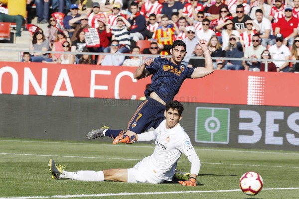 El Valencia marcó tres goles a domicilio veintisiete desplazamientos después

