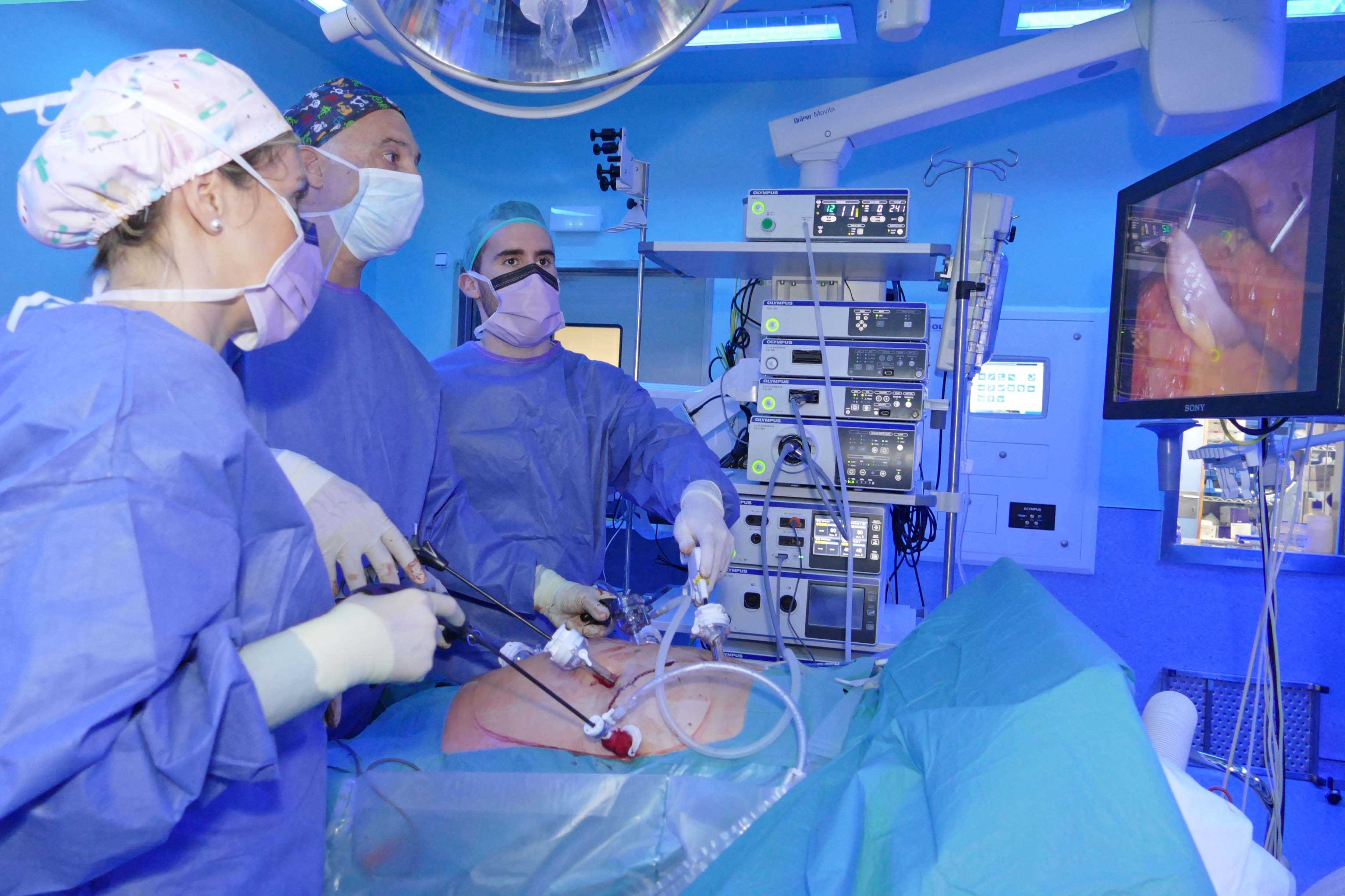 La unidad de cirugía contra la obesidad del Hospital General alcanza los 1.000 pacientes intervenidos 