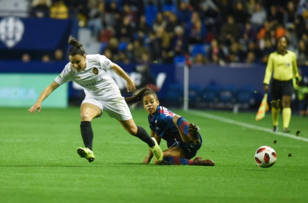 Mestalla acogerá el derbi femenino entra el Valencia y el Levante el 22 de abril