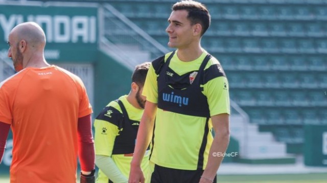 El Elche, a escapar de la cola ante un Cádiz lanzado